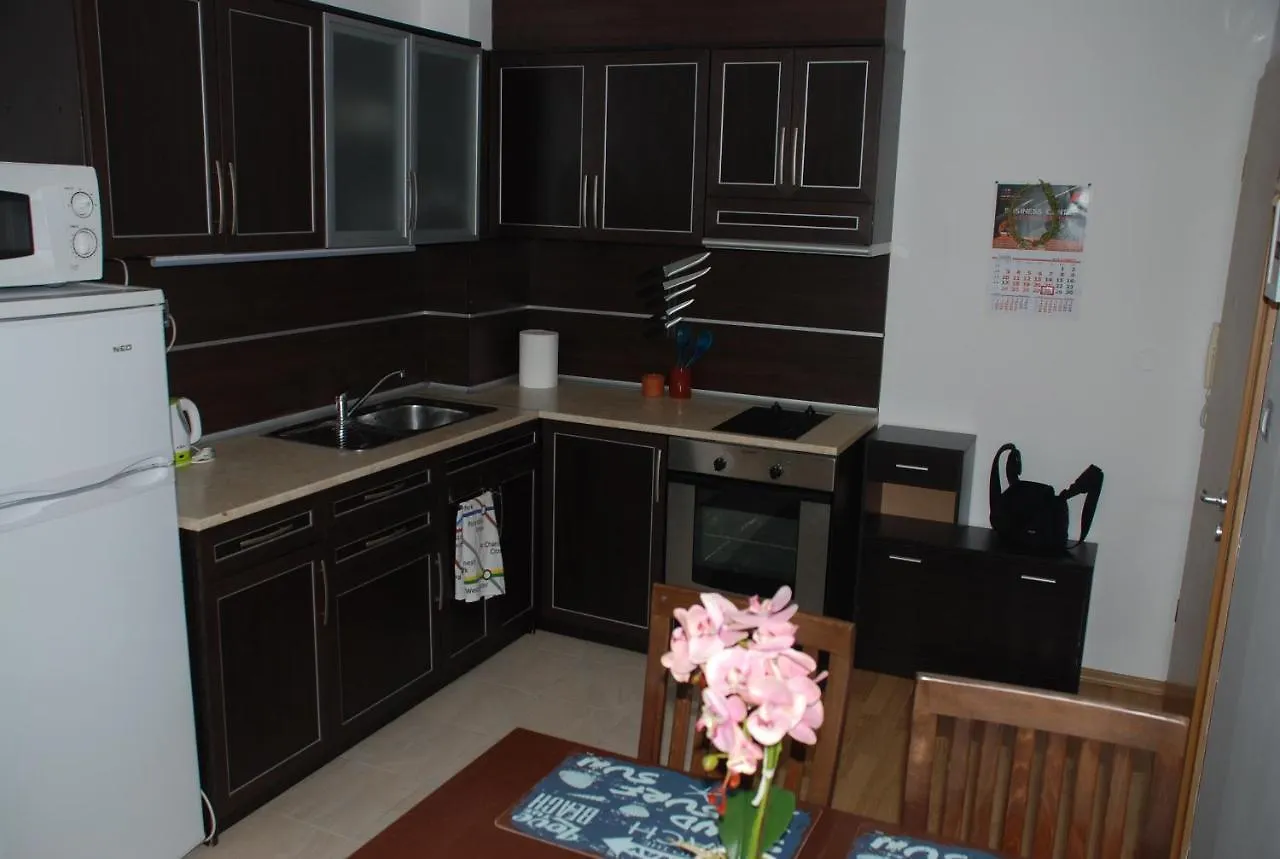 דירה פומורי Marina Hotel Apartaments